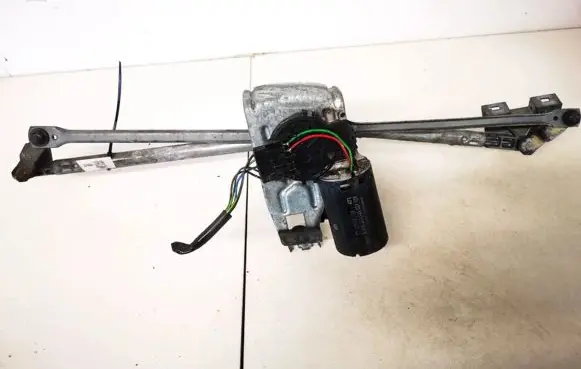 Audi A6 S6 C4 4A Front wiper linkage and motor 4a1955023c