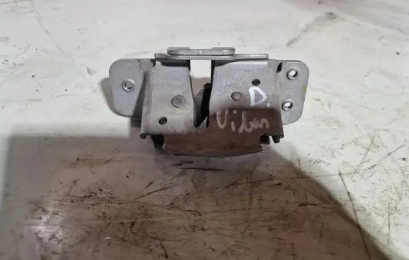 Dodge Grand Caravan Sliding door lock 020334