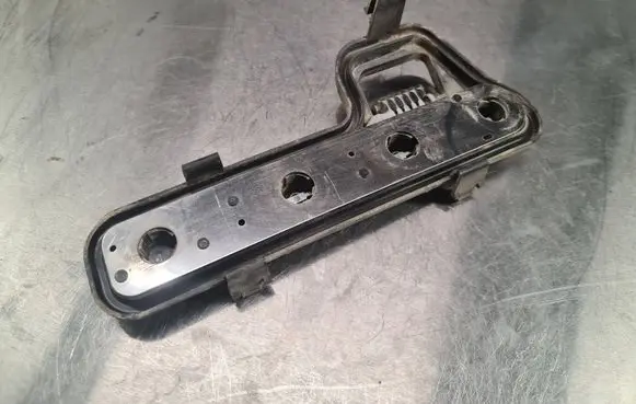 Opel Zafira A Tail light bulb cover holder 5248
