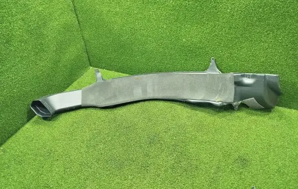 Mitsubishi Pajero Air intake duct part MR360772