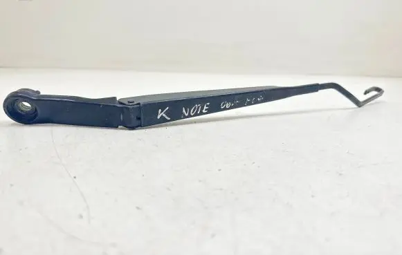 Nissan Note (E11) Front wiper blade arm 80008647