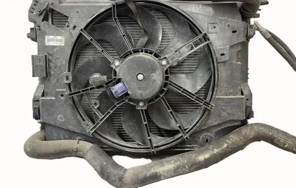 Dacia Dokker Radiator set 214104684R 21410B680D 1806210740