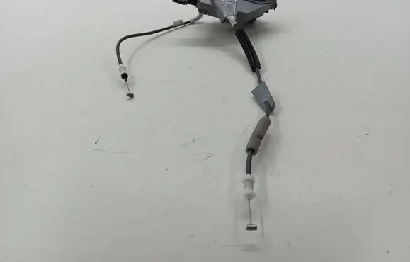 Opel Mokka B Front door lock 16944085 450N0525L1 PSA305597