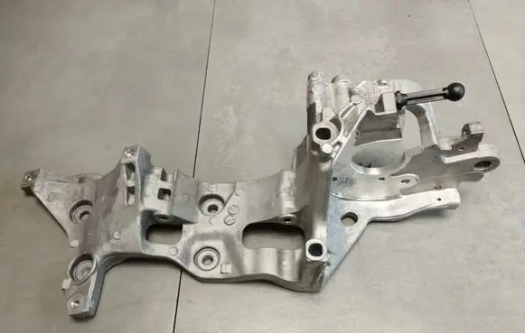 Generator/alternator bracket