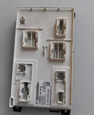 Mercedes-Benz ML W166 SAM control unit A1669008903