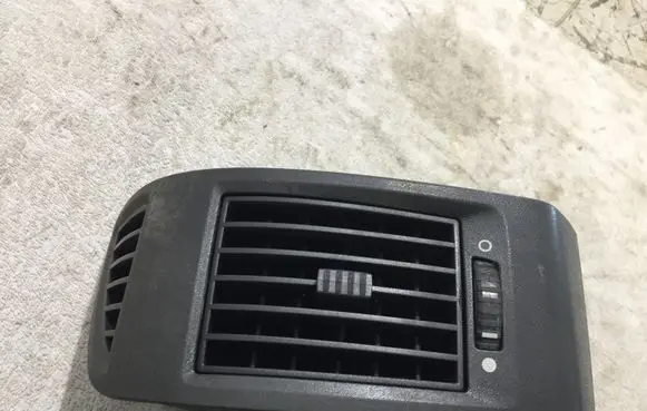 Fiat Ducato Dashboard side air vent grill/cover trim C391 385822