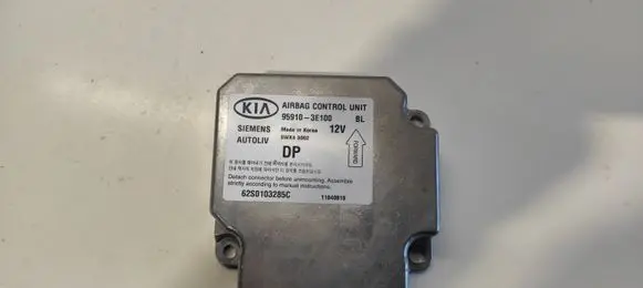 KIA Sorento Airbag control unit/module 959103E100