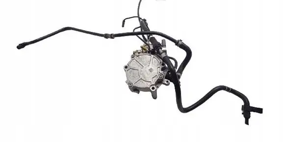 Volkswagen Touareg III Vacuum pump 06K145100AE