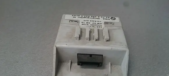 BMW 5 E39 Fuel injection pump control unit/module 657583869329 55892110