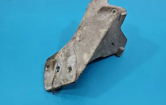 Bentley Continental Engine mounting bracket 3W0199307F IMPRK1599108