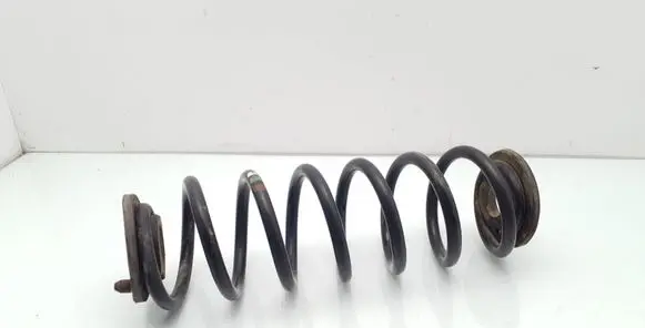 Volkswagen Touran I Rear coil spring