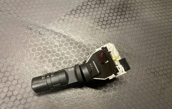 Infiniti FX Indicator stalk 14425