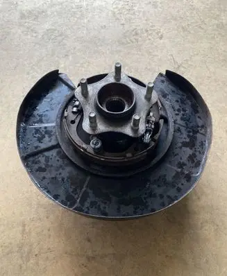 Infiniti QX70 S51 Rear wheel hub