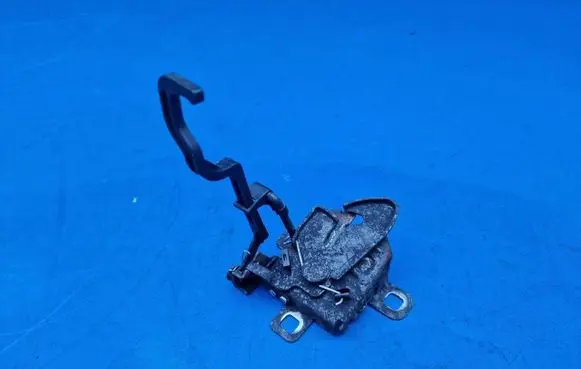 Alfa Romeo Brera Engine bonnet/hood lock/catch 