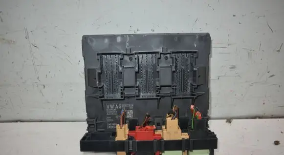 Volkswagen Tiguan Comfort/convenience module 5K0937086M