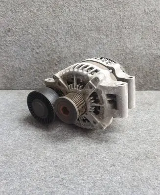 BMW 3 E90 E91 Generator/alternator 7550468 104210 14V170A