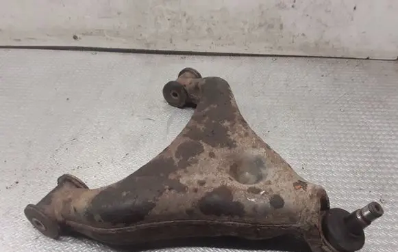 Mercedes-Benz Sprinter W901 W902 W903 W904 Front lower control arm/wishbone