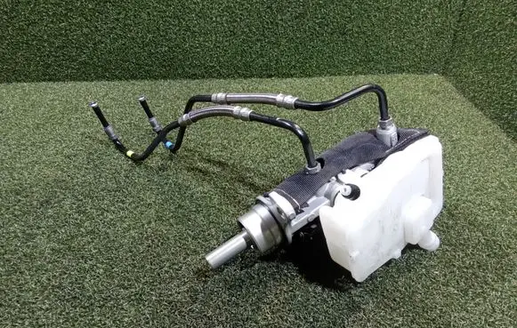 Renault Trafic III (X82) Master brake cylinder 460913484R 222620391
