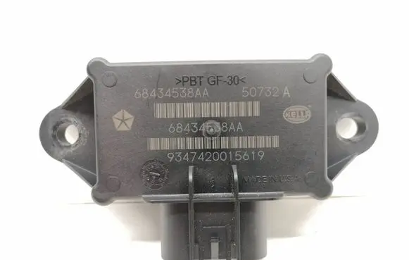 Chrysler Pacifica Fuel injection pump control unit/module 50732A 68434538AA 9347420015619
