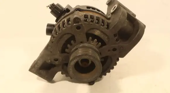 Ford Focus Generator/alternator 3M5T10300LC