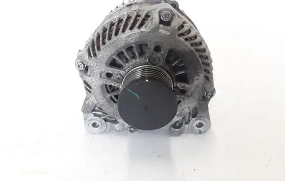 Renault Laguna III Generator/alternator 8200654785