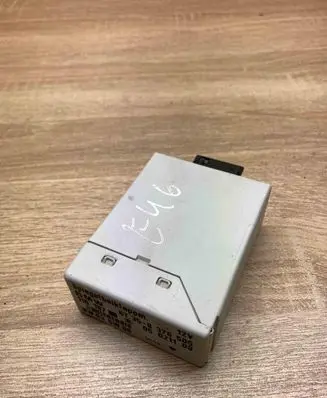 BMW 3 E46 Wing mirror control module 8376506 110187