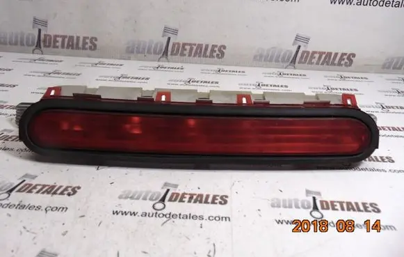 Toyota Corolla Verso AR10 Third/center stoplight
