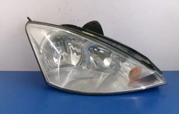 Ford Focus Headlight/headlamp 2M51-13W029-BF