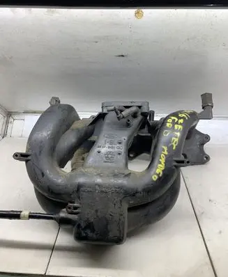Ford Mondeo Mk III Intake manifold 958F9424GC