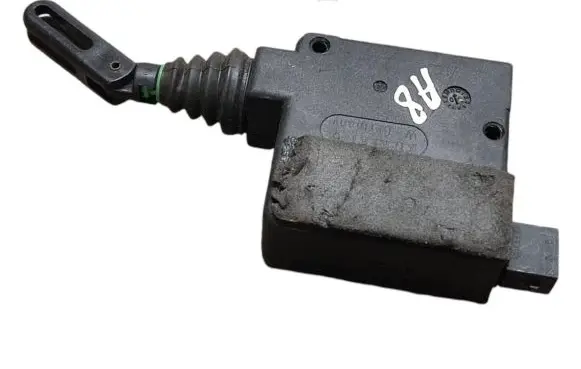 Audi A8 S8 D3 4E Central locking motor 