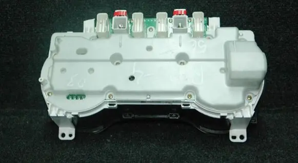 Toyota RAV 4 (XA20) Speedometer (instrument cluster)