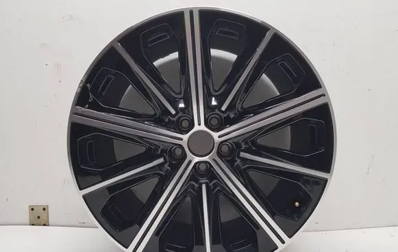 Audi Q4 Sportback e-tron R20 alloy rim 89A601025AB