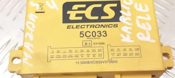 Mazda 3 II Tow bar trailer control unit/module 5C033 1120085C033V070605