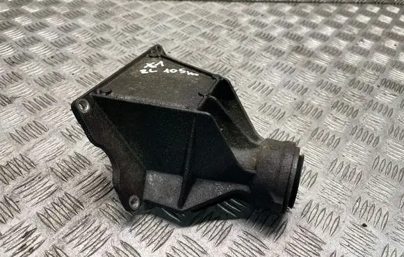 BMW X1 E84 Driveshaft support bearing bracket 7575061