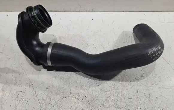 Opel Insignia A Intercooler hose/pipe 520575A