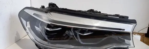 BMW 5 G30 G31 Headlight/headlamp 8499122 R903