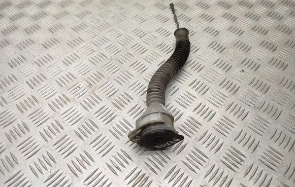 Toyota RAV 4 (XA20) Window washer liquid tank fill tube 
