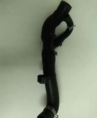 Land Rover Range Rover Sport L320 Engine coolant pipe/hose FPLA8285CA