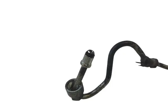 Volvo V40 Fuel injector supply line/pipe 