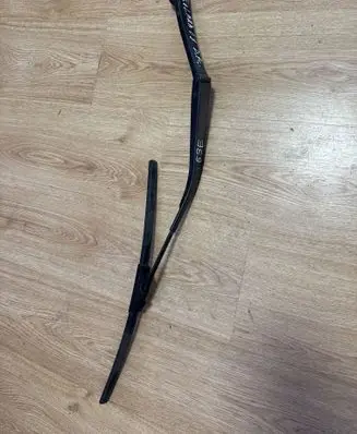 Toyota Solara Front wiper blade arm
