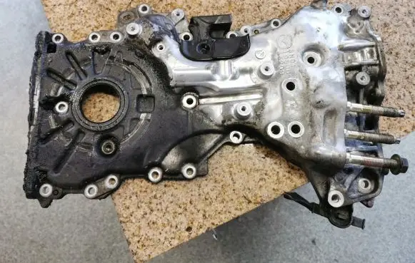 Mazda 6 Timing chain cover SH0110500