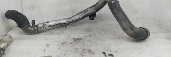 Volkswagen PASSAT B6 Intercooler hose/pipe