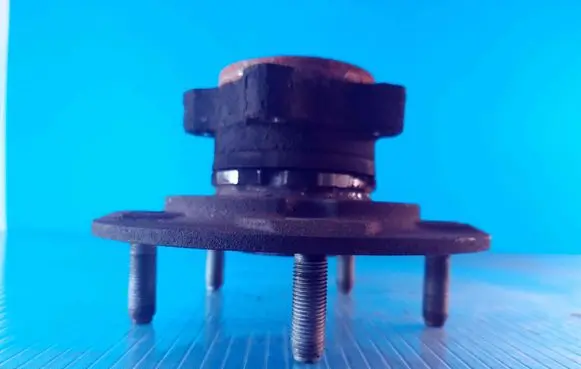 Ford Transit Front wheel hub