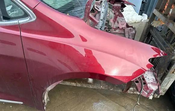 Chrysler Pacifica Fender 