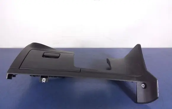 Volkswagen Golf Sportsvan Other sill/pillar trim element 5G1858365