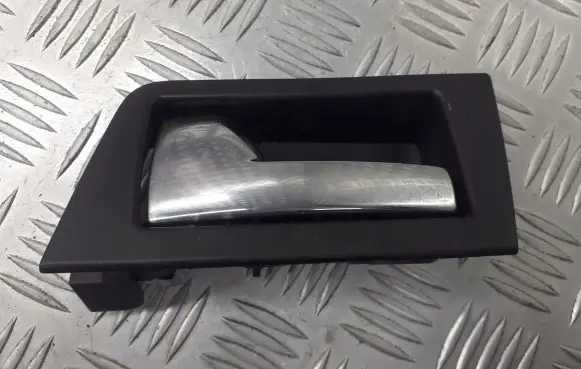 Ford Focus Rear door interior handle