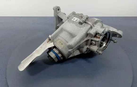 BMW 1 F40 Gearbox transfer box case 7934642
