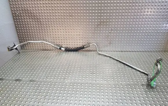 BMW 3 E90 E91 Air conditioning (A/C) pipe/hose S26370486 6928586