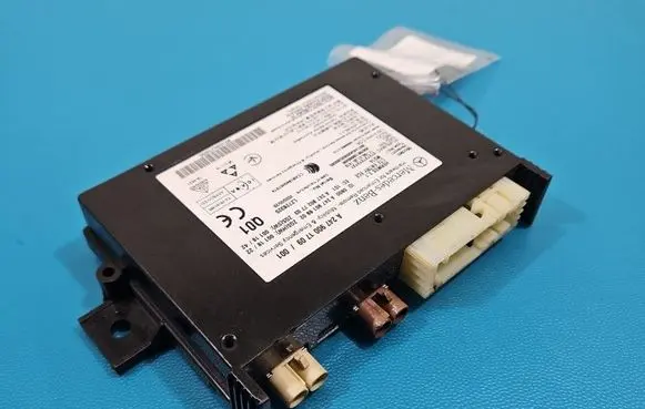 Mercedes-Benz Vito Viano W447 Central body control module A2479001709 IMPRK1528504