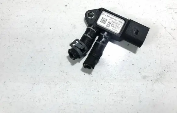 Volkswagen Caddy Air pressure sensor 0281006083 059906051c